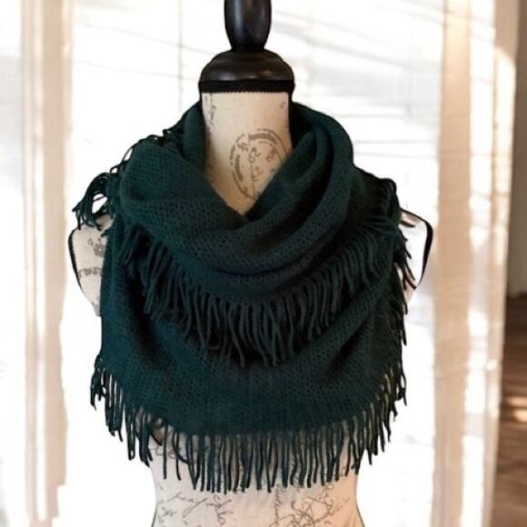 INC International Concepts fringe infinity loop knit women's scarf - GREEN NWT - Picture 1 of 6